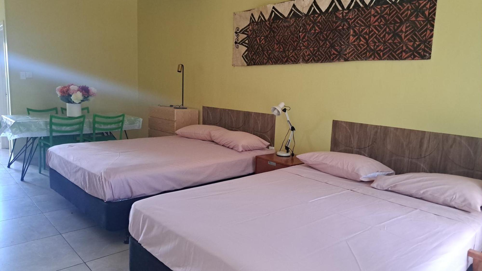 Alec'S Hotel Απία Εξωτερικό φωτογραφία